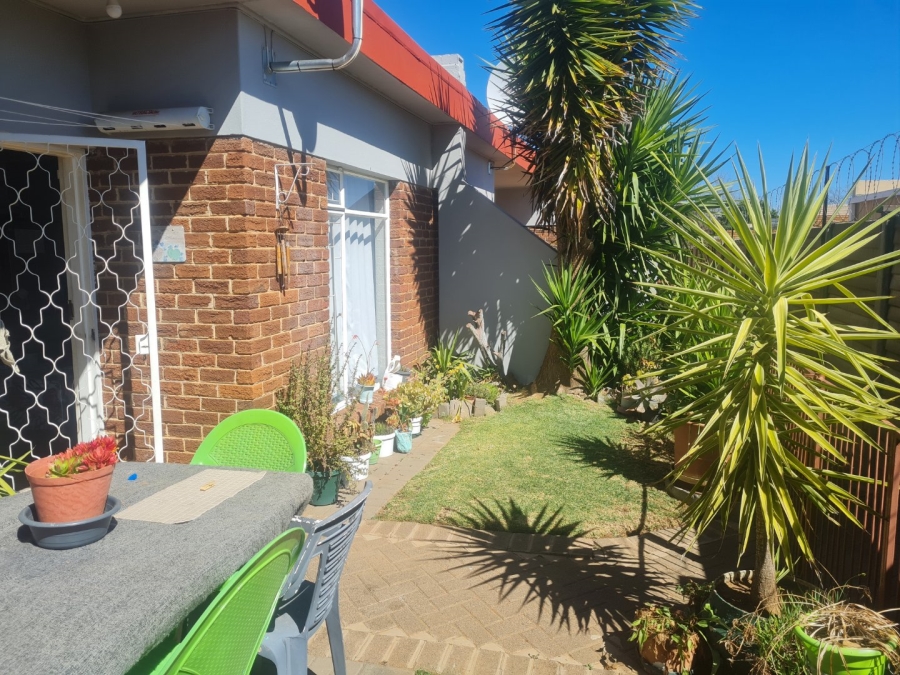 2 Bedroom Property for Sale in Fauna Free State